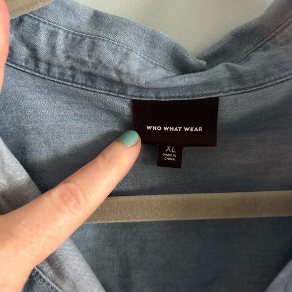 NWOT Who What Wear Chambray top - XL - Picture 3 of 5